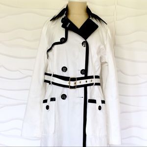 GUESS trench coat